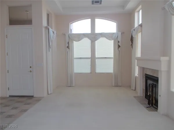 $2,600 | 2916 Vista Butte Drive, Las Vegas, NV 89134