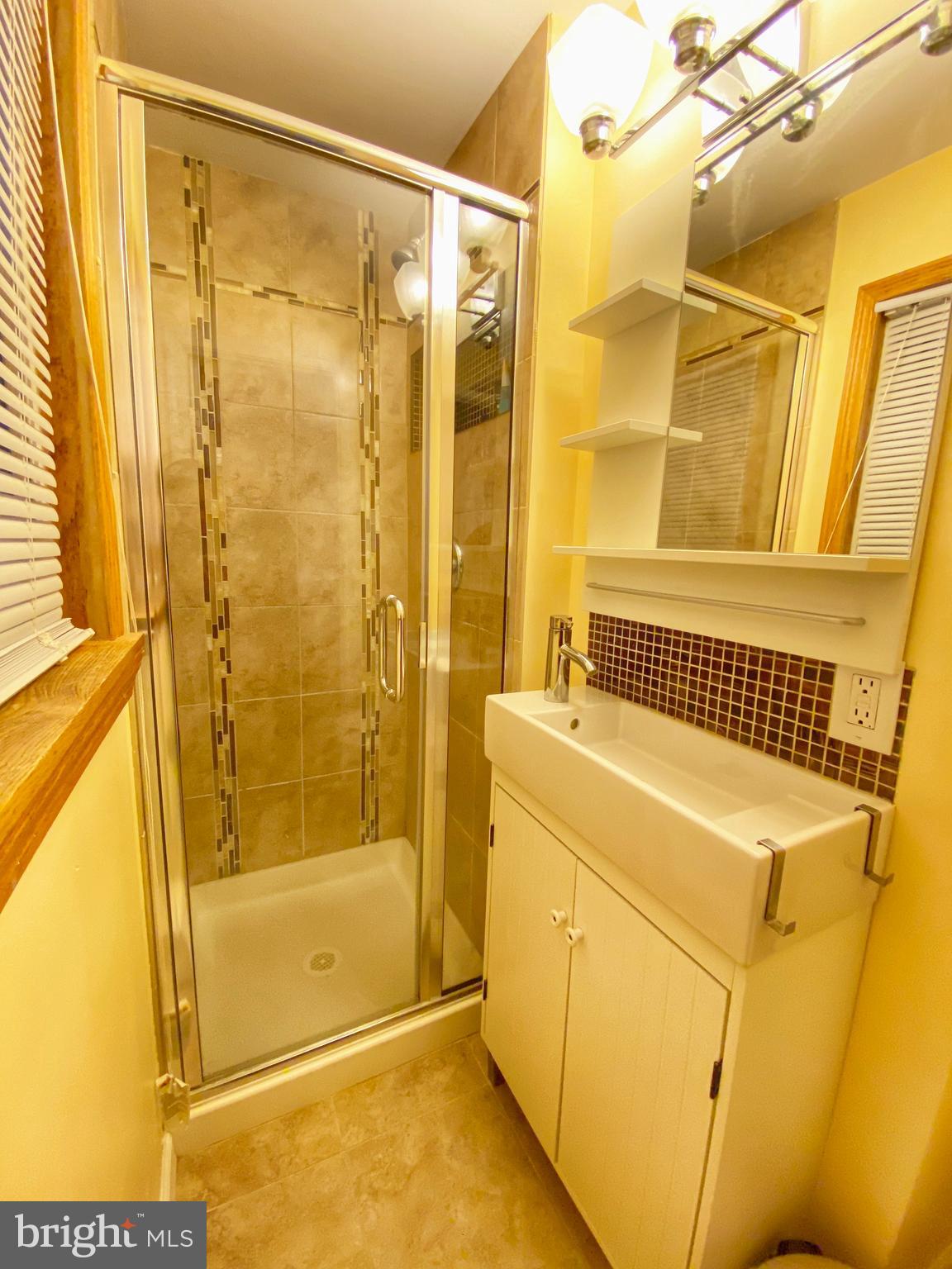 2854 Sebring Road Philadelphia, PA 19152 - Photo 18 of 24 Gallery Image 18