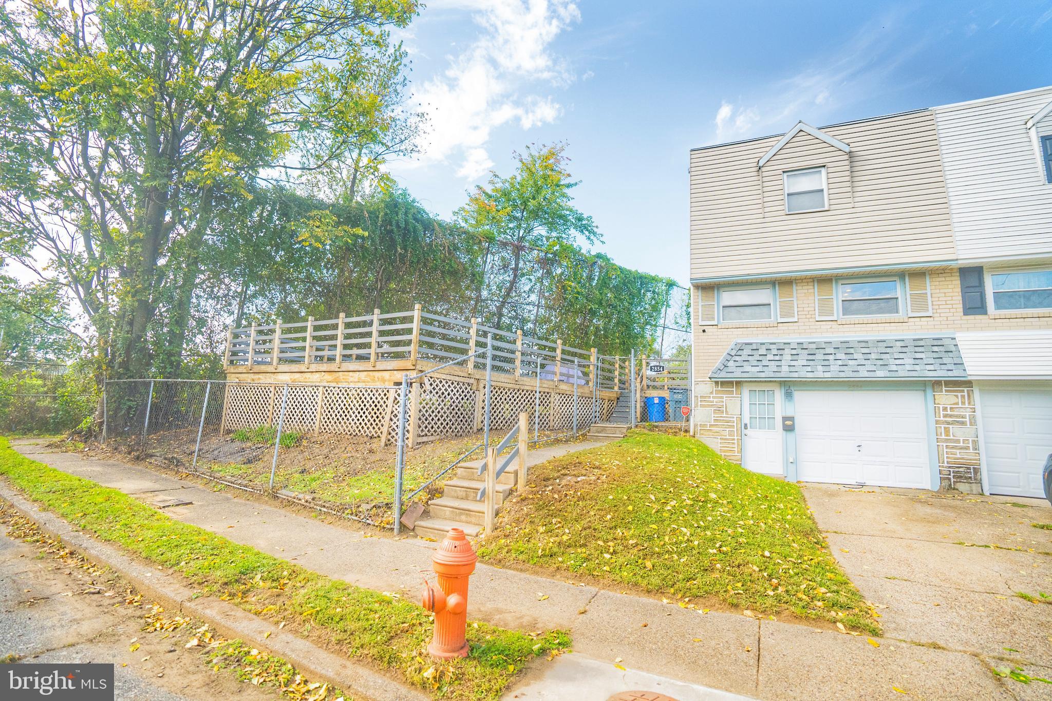 2854 Sebring Road Philadelphia, PA 19152 - Photo 2 of 24 Gallery Image 2