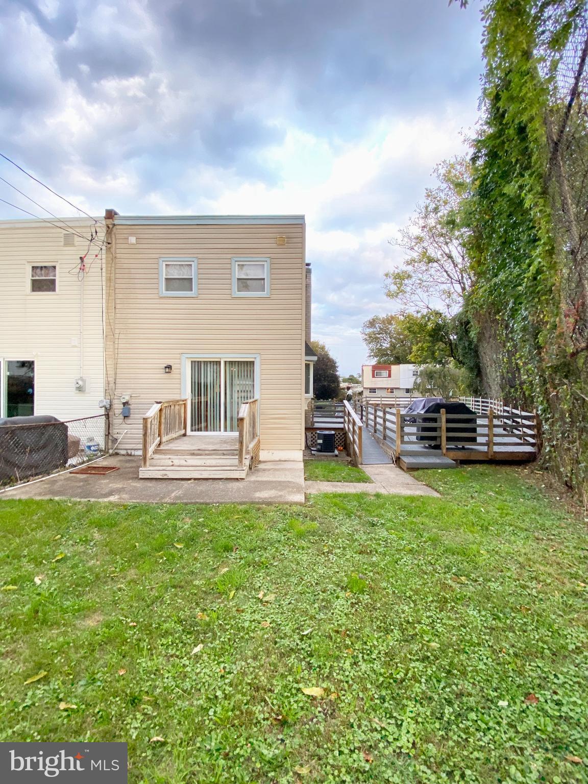 2854 Sebring Road Philadelphia, PA 19152 - Photo 4 of 24 Gallery Image 4