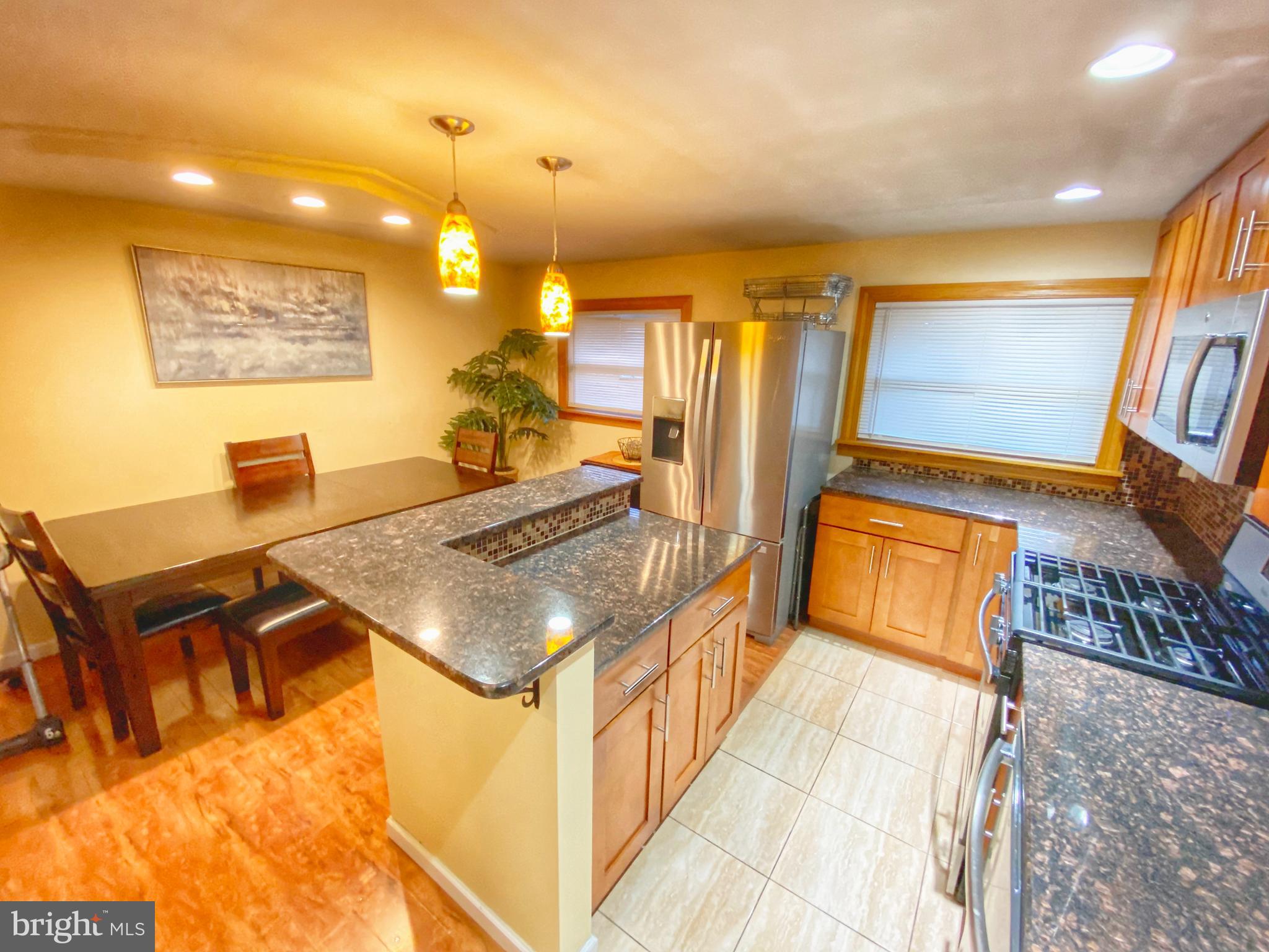 2854 Sebring Road Philadelphia, PA 19152 - Photo 8 of 24 Gallery Image 8