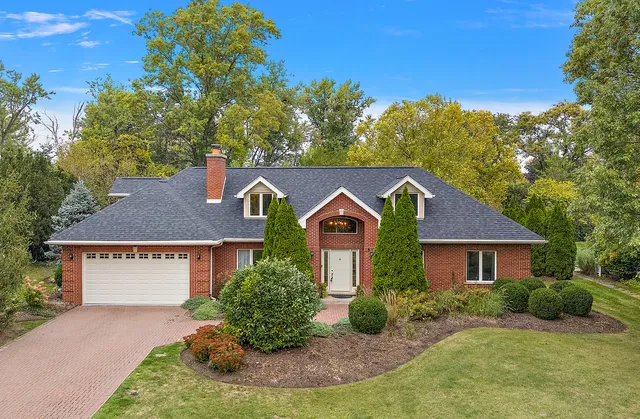 $779,000 | 10040 West 127th Street, Palos Park, IL 60464