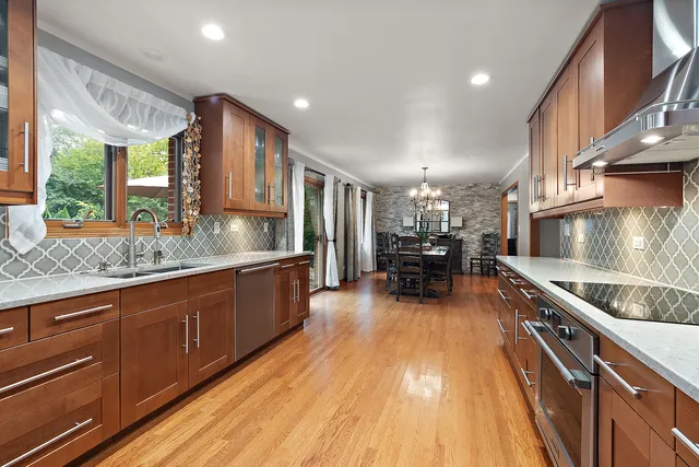 $779,000 | 10040 West 127th Street, Palos Park, IL 60464