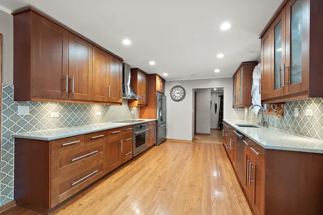 $779,000 | 10040 West 127th Street, Palos Park, IL 60464