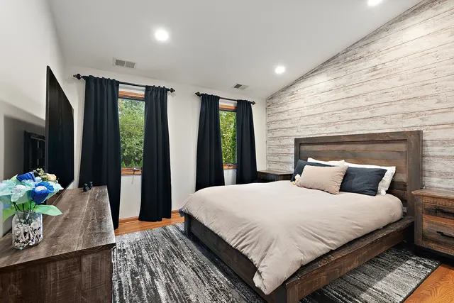 $779,000 | 10040 West 127th Street, Palos Park, IL 60464