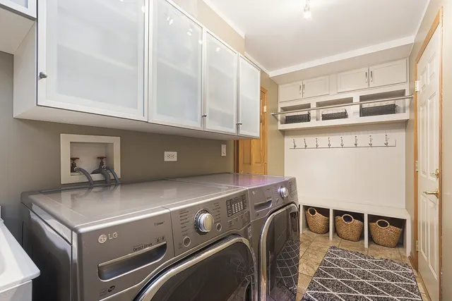 $779,000 | 10040 West 127th Street, Palos Park, IL 60464