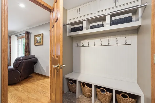 $779,000 | 10040 West 127th Street, Palos Park, IL 60464