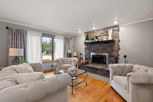 $779,000 | 10040 West 127th Street, Palos Park, IL 60464