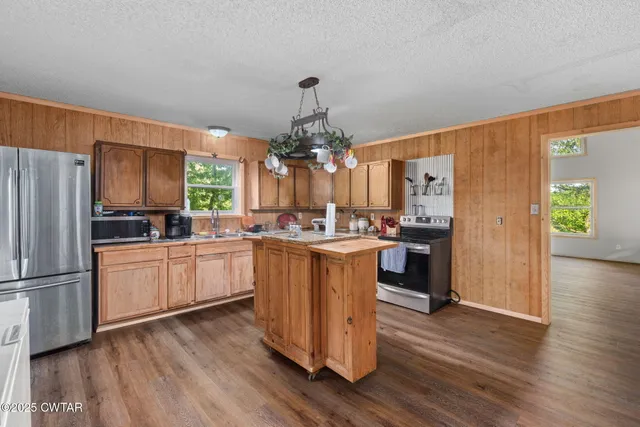 a view of washer and dryer