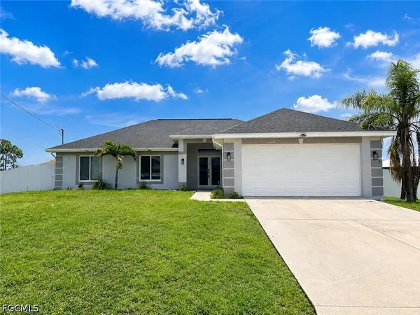 $2,200 | 1518 Northeast 43rd Lane, Cape Coral, FL 33909
