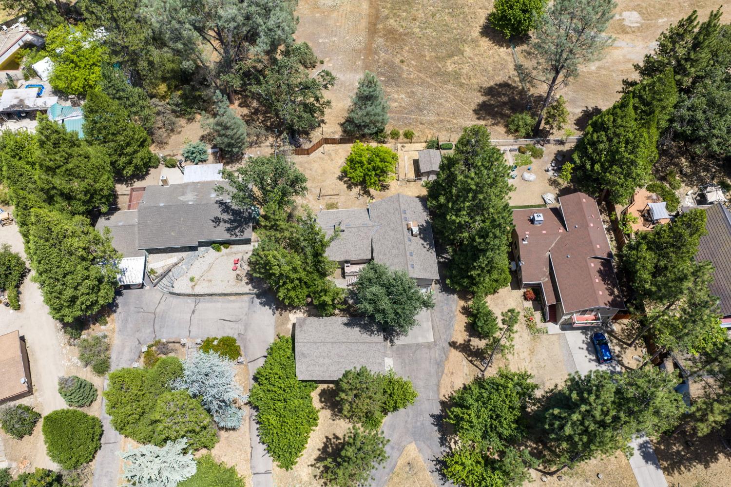 39749 Pine Ridge Road Oakhurst, CA 93644 - Photo 43 of 58