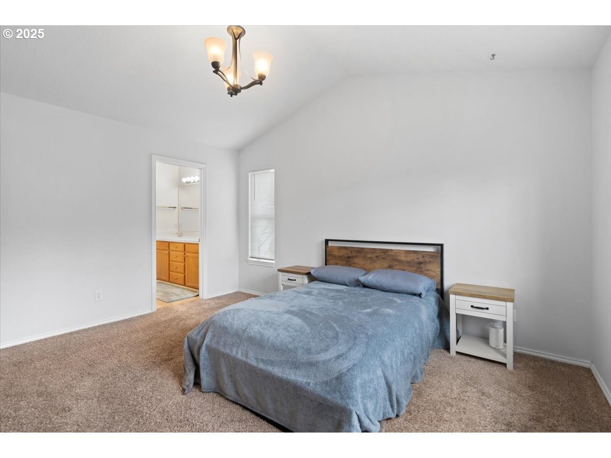 800 Roxe Drive Forest Grove, OR 97116 - Photo 20 of 44