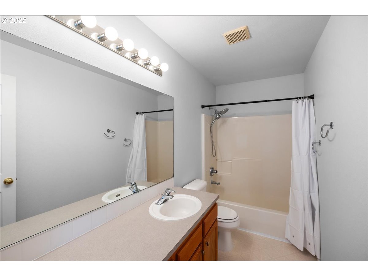 800 Roxe Drive Forest Grove, OR 97116 - Photo 28 of 44