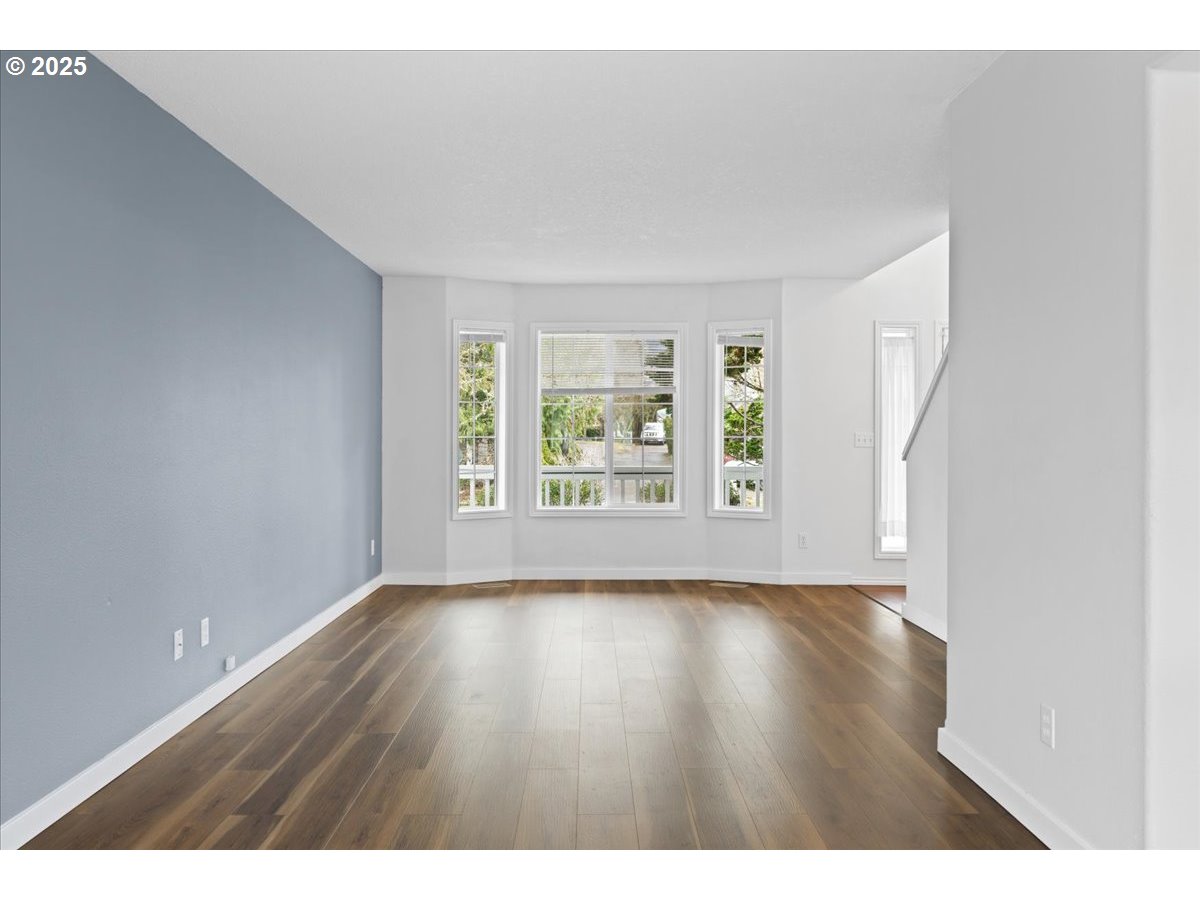 800 Roxe Drive Forest Grove, OR 97116 - Photo 6 of 44