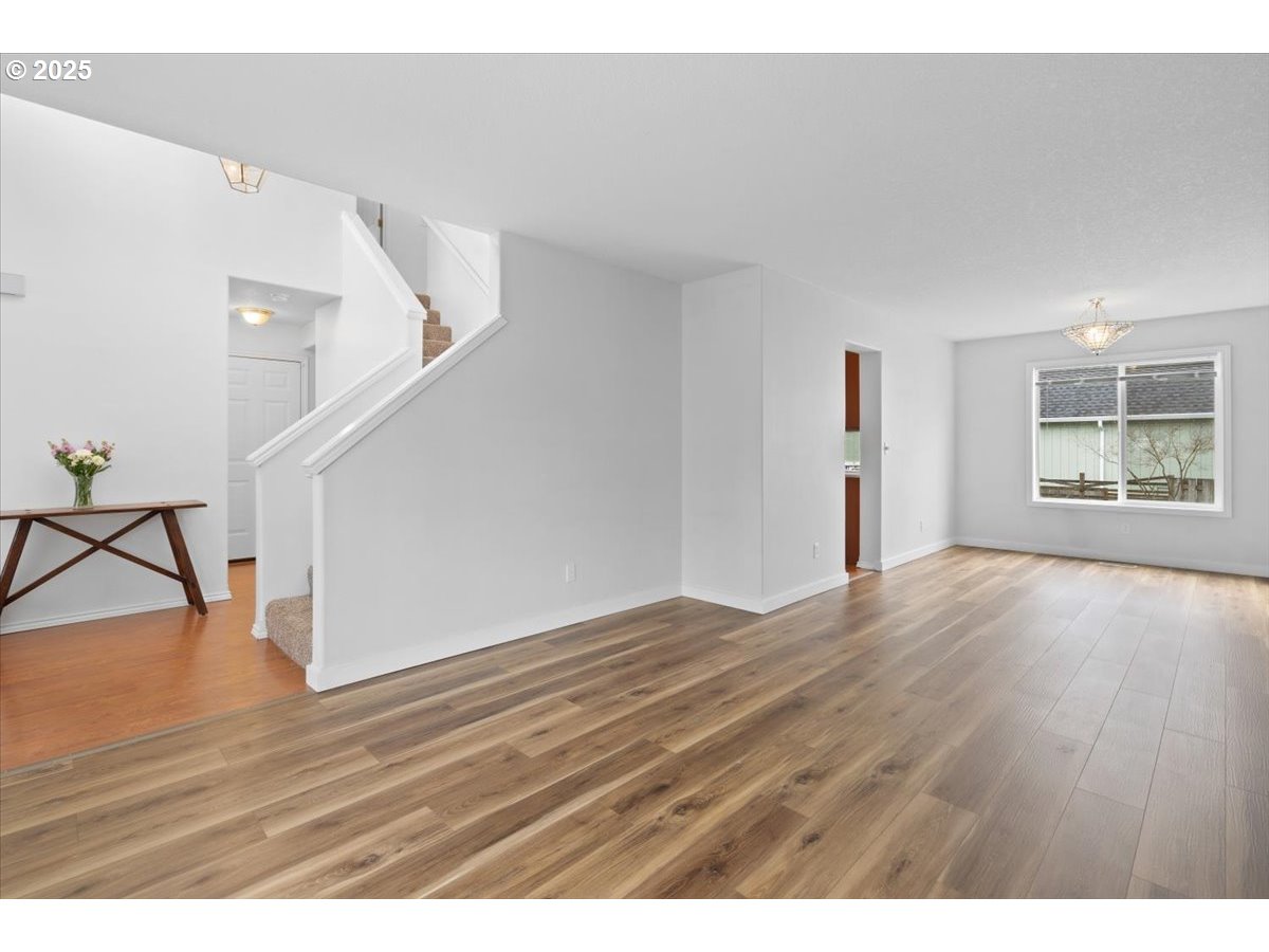 800 Roxe Drive Forest Grove, OR 97116 - Photo 8 of 44