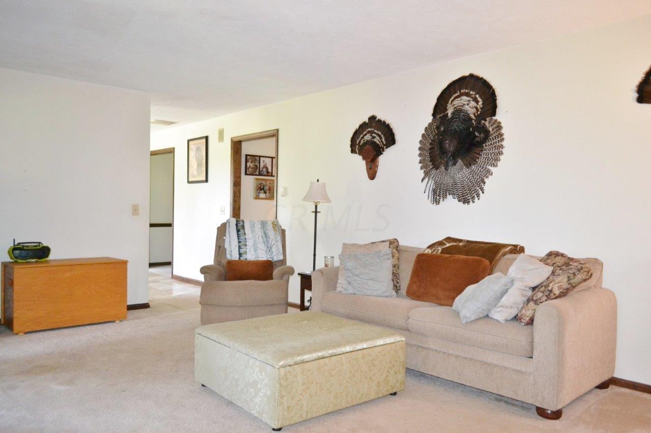 6053 Troy Road Springfield, OH 45502 - Photo 20 of 46