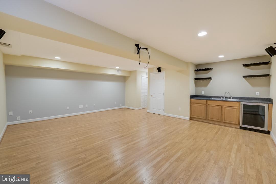 1806 Golf View Court Reston, VA 20190 - Photo 18 of 29 Gallery Image 18