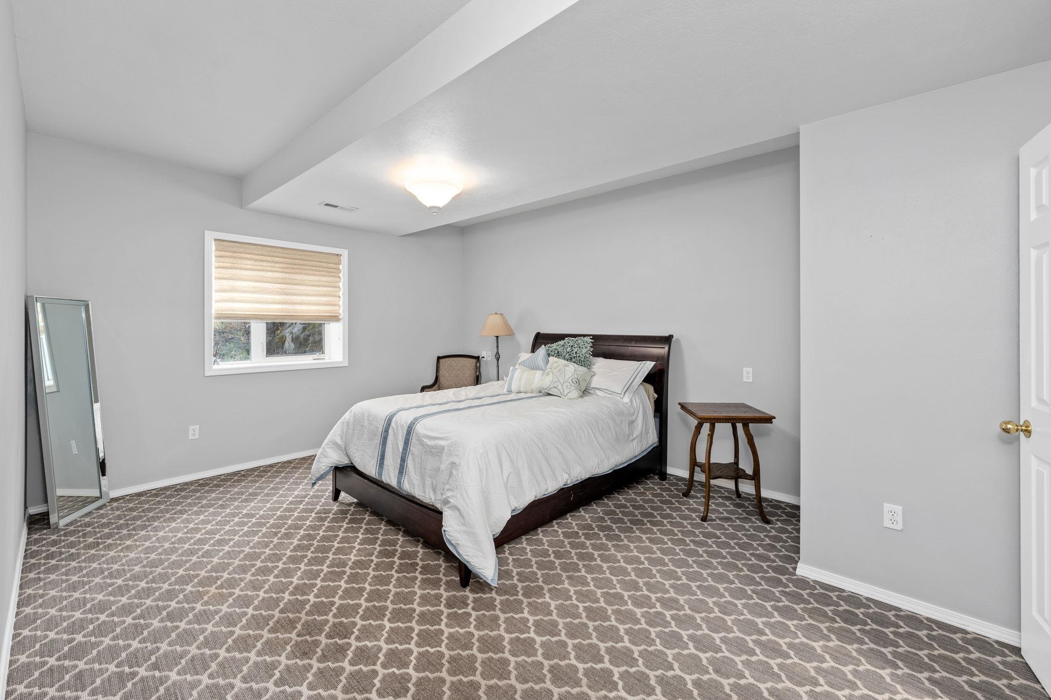11 East Meadowlane Road Spokane, WA 99224 - Photo 18 of 20