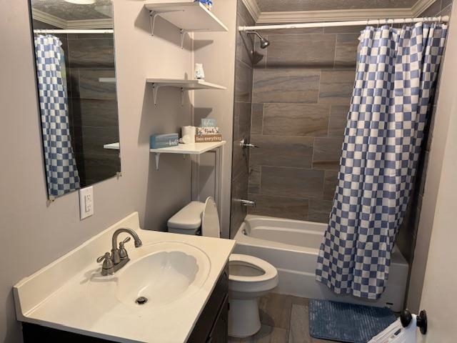 320 Rabbit Ranch Road Henderson, TN 38340 - Photo 17 of 29 Built-in bathtub with tiled surround, wood-finish flooring, vanity with integrated sink, and wall-mounted shelving