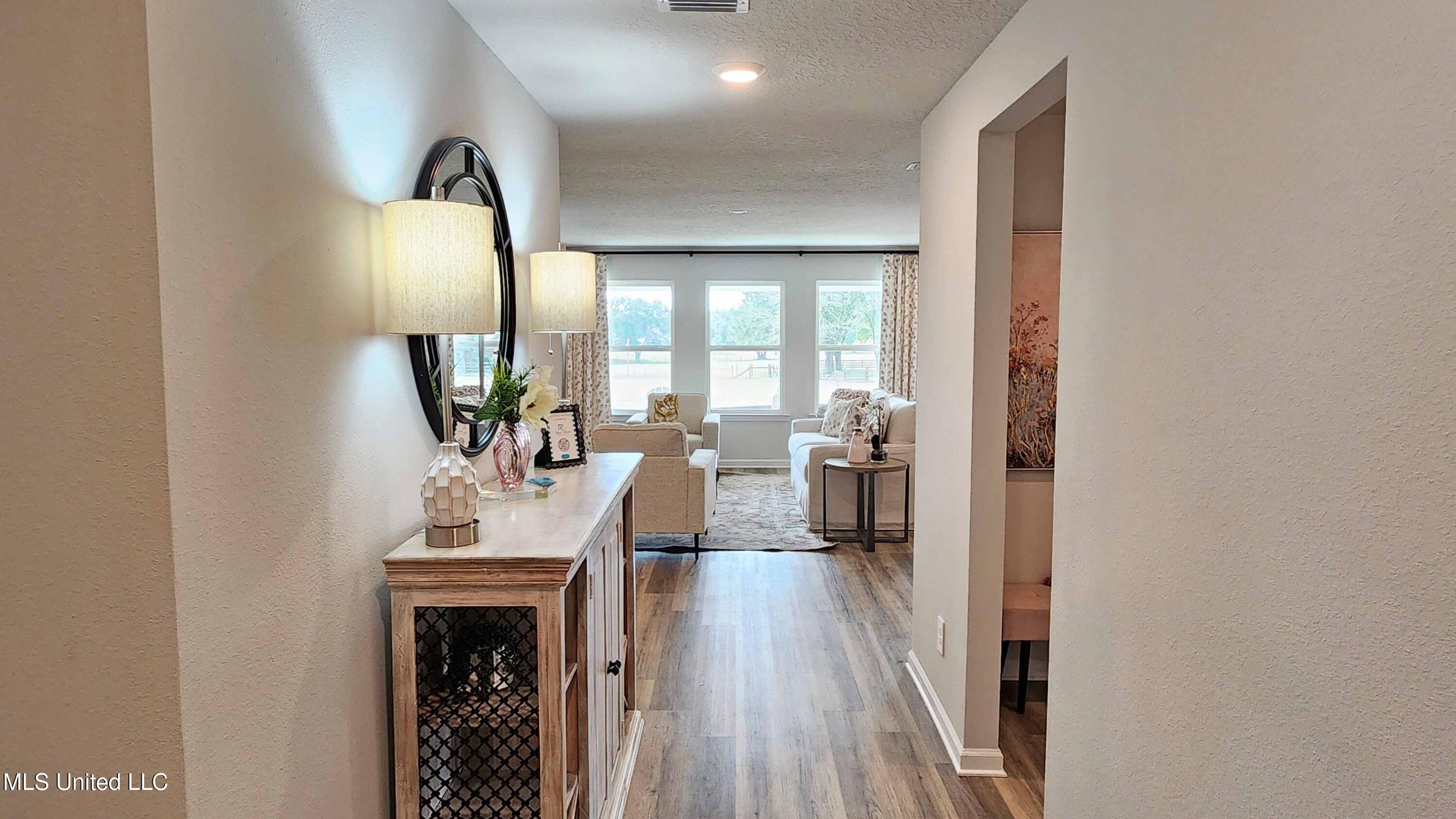 13401 Pond Ridge Way Gulfport, MS 39503 - Photo 11 of 27 10_Foyer