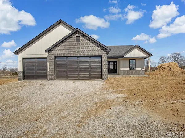 $499,000 | 1123 Waymaker Lane, Waterloo, IL 62298