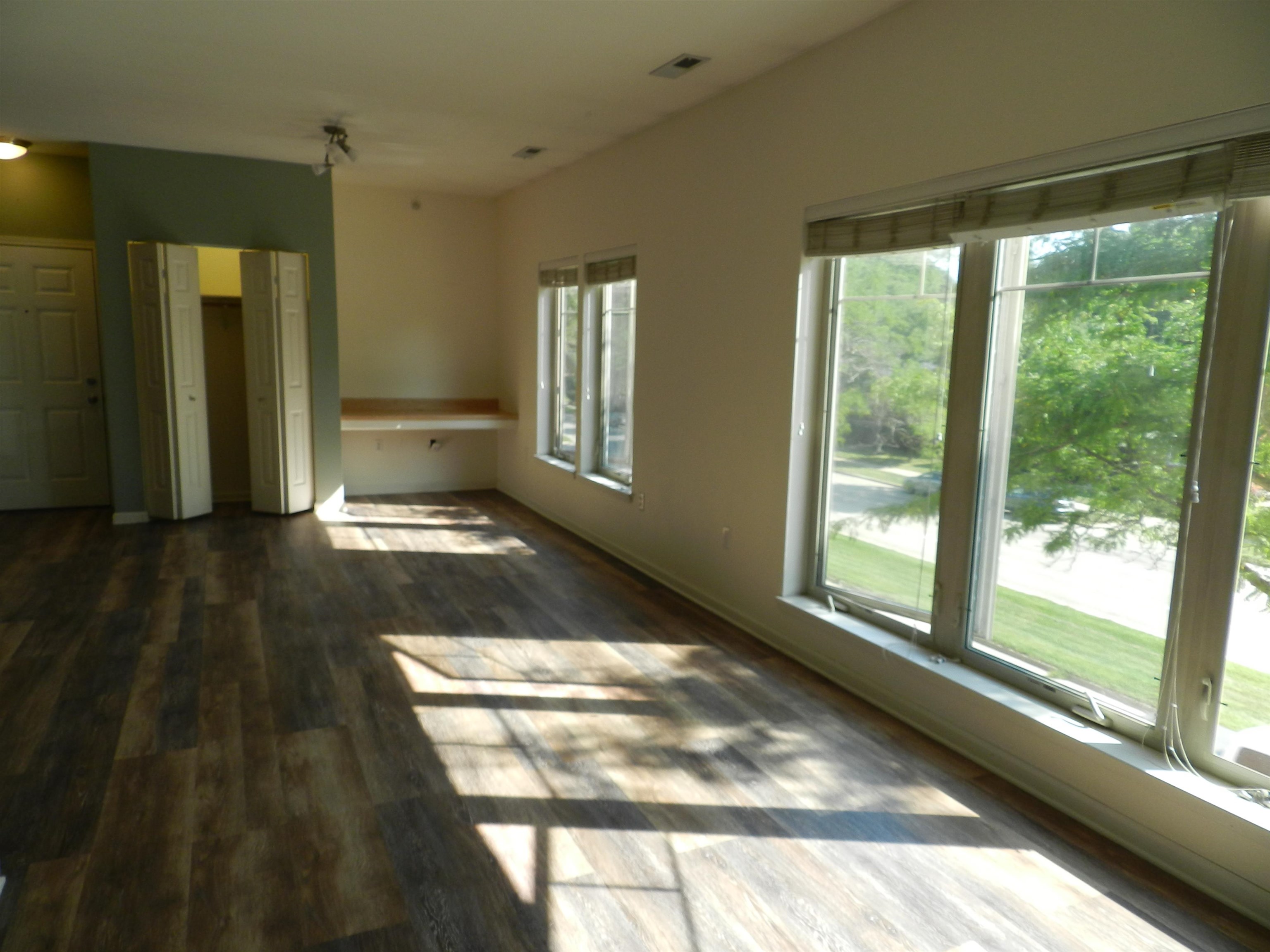 588 North Midvale Boulevard, Unit 301 Madison, WI 53705 - Photo 24 of 30