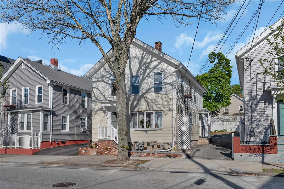 72 Moore Street Central Falls, RI 02863 - Photo 1 of 28