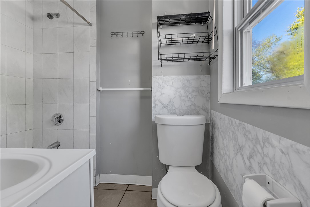 72 Moore Street Central Falls, RI 02863 - Photo 16 of 28