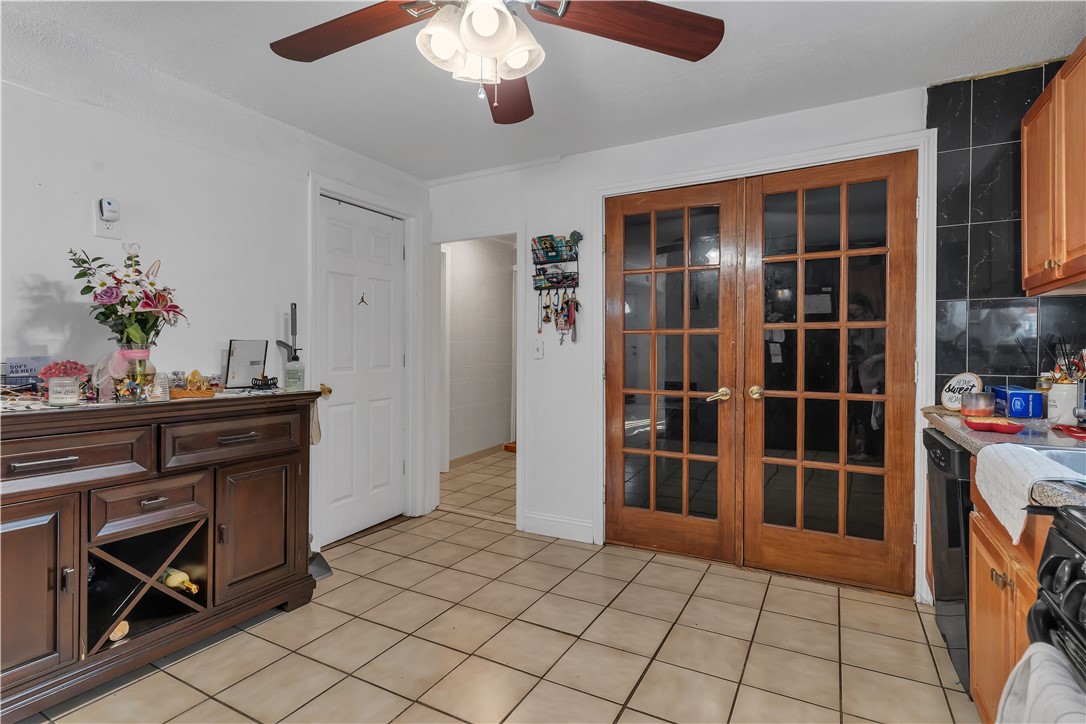 72 Moore Street Central Falls, RI 02863 - Photo 7 of 28