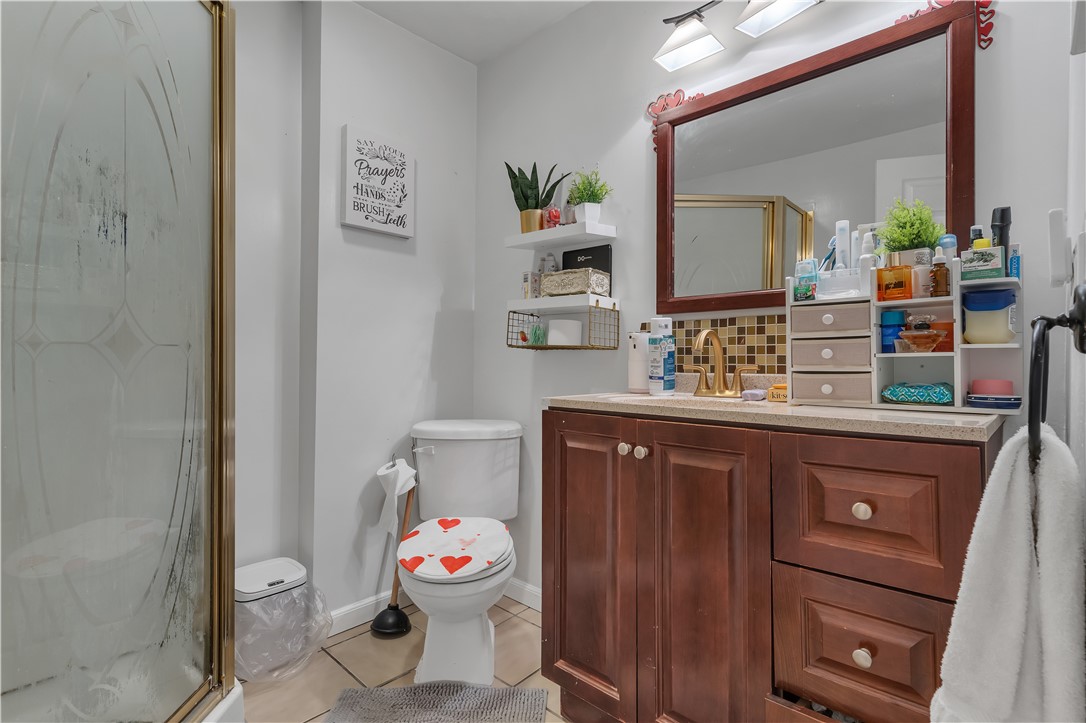 72 Moore Street Central Falls, RI 02863 - Photo 8 of 28