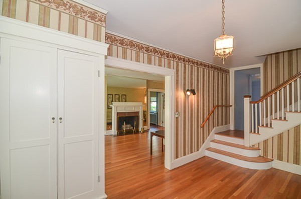 75 Bailey Road Watertown, MA 02472 - Photo 3 of 23 Gallery Image 3