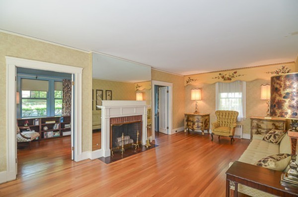 75 Bailey Road Watertown, MA 02472 - Photo 4 of 23 Gallery Image 4
