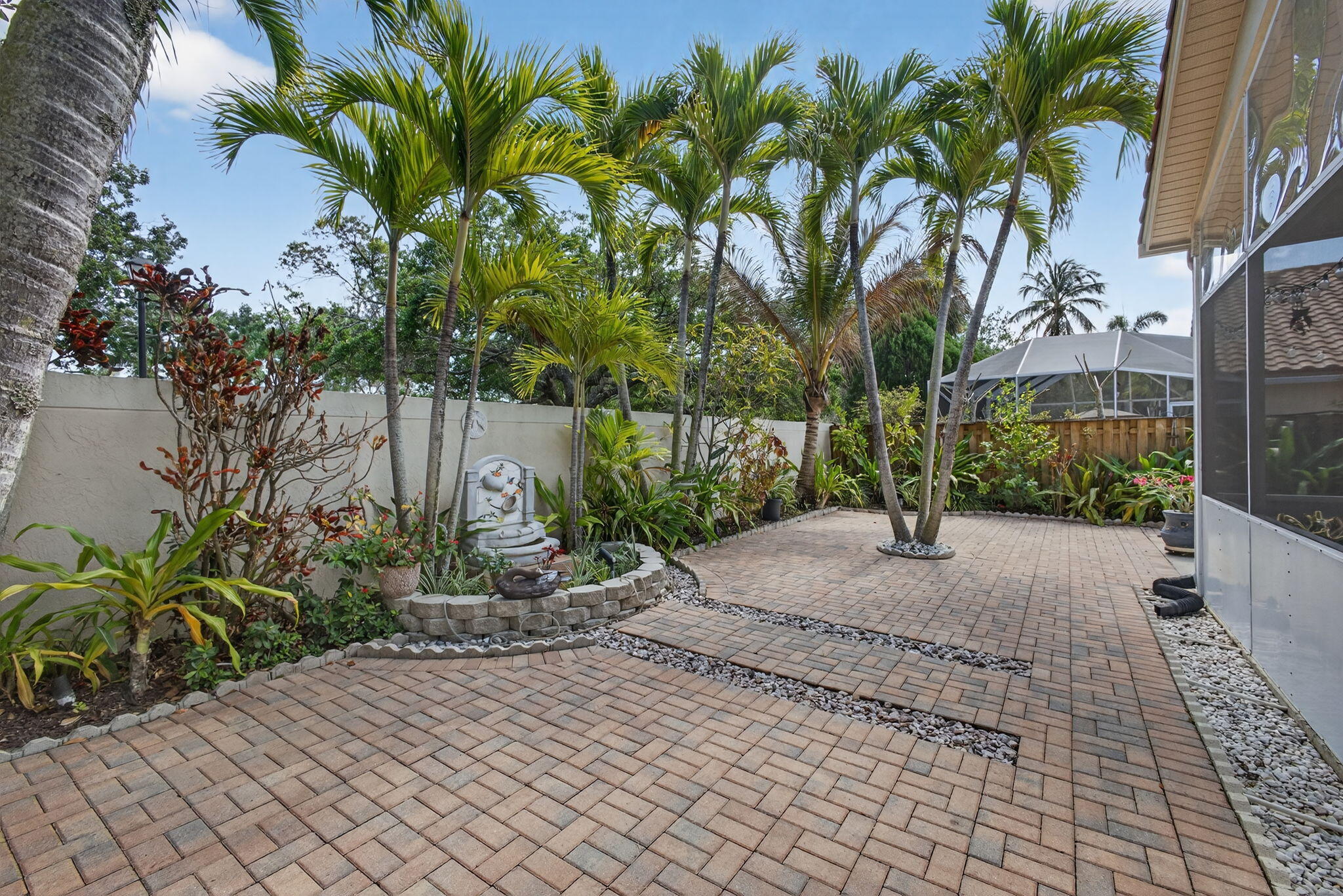 151 St Michaels Court Jupiter, FL 33458 - Photo 55 of 62 Backyard