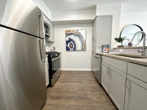 $2,599 | 52 Forest Street, Unit 1006, Stamford, CT 06901