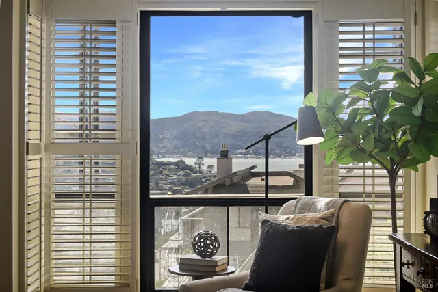 $1,099,000 | 60 Marinero Circle, Tiburon, CA 94920