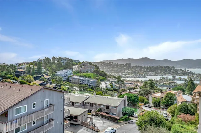 $1,099,000 | 60 Marinero Circle, Tiburon, CA 94920