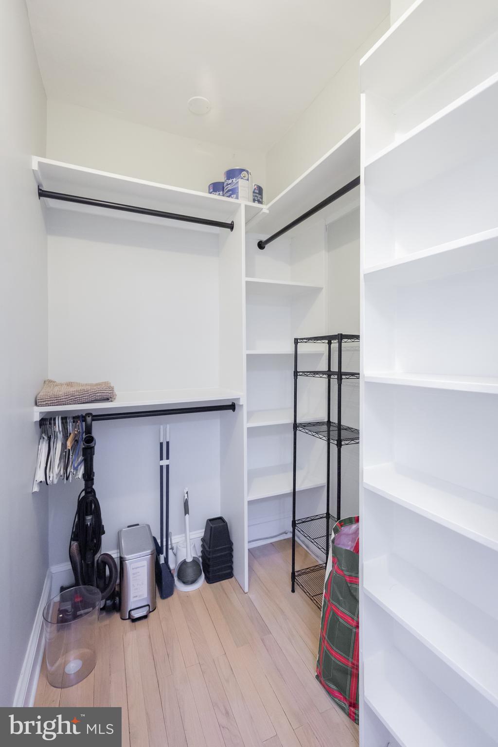 1954 Columbia Road Northwest, Unit 602 Washington, DC 20009 - Photo 17 of 30