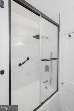 $415,000 | 1954 Columbia Road Northwest, Unit 602, Washington, DC 20009