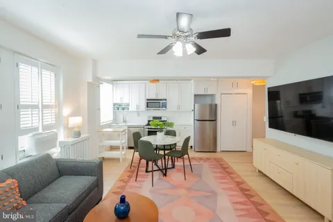 $415,000 | 1954 Columbia Road Northwest, Unit 602, Washington, DC 20009