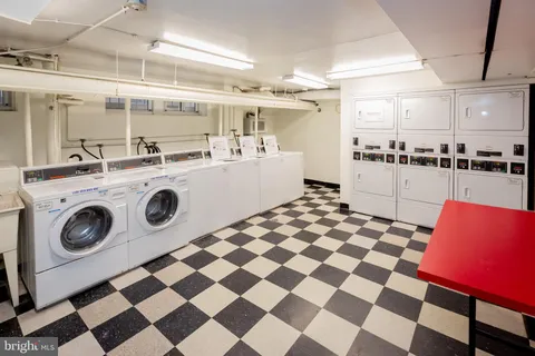 $415,000 | 1954 Columbia Road Northwest, Unit 602, Washington, DC 20009