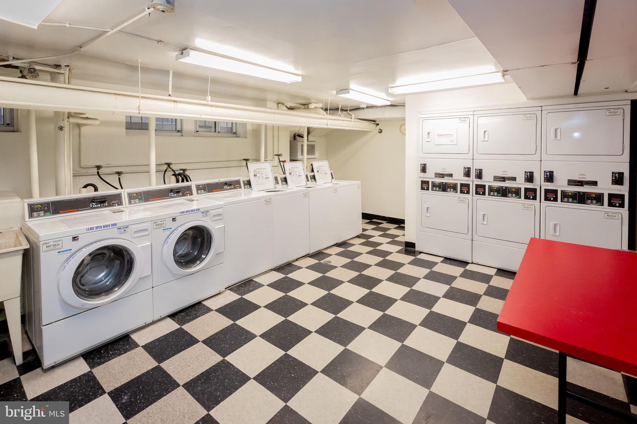 1954 Columbia Road Northwest, Unit 602 Washington, DC 20009 - Photo 28 of 30