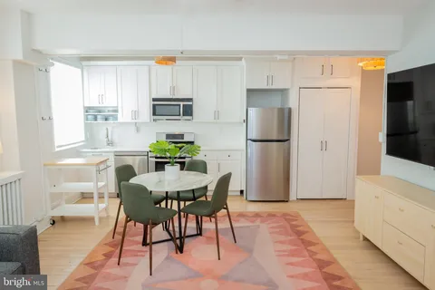 $415,000 | 1954 Columbia Road Northwest, Unit 602, Washington, DC 20009