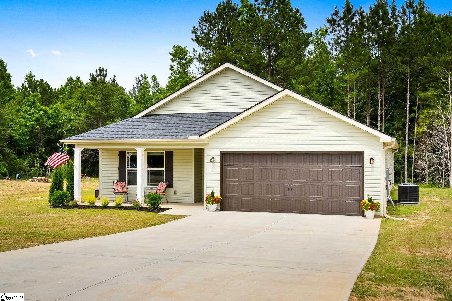 7437 Old Laurens Road Gray Court, SC 29645 - Photo 2 of 28 Gallery Image 2