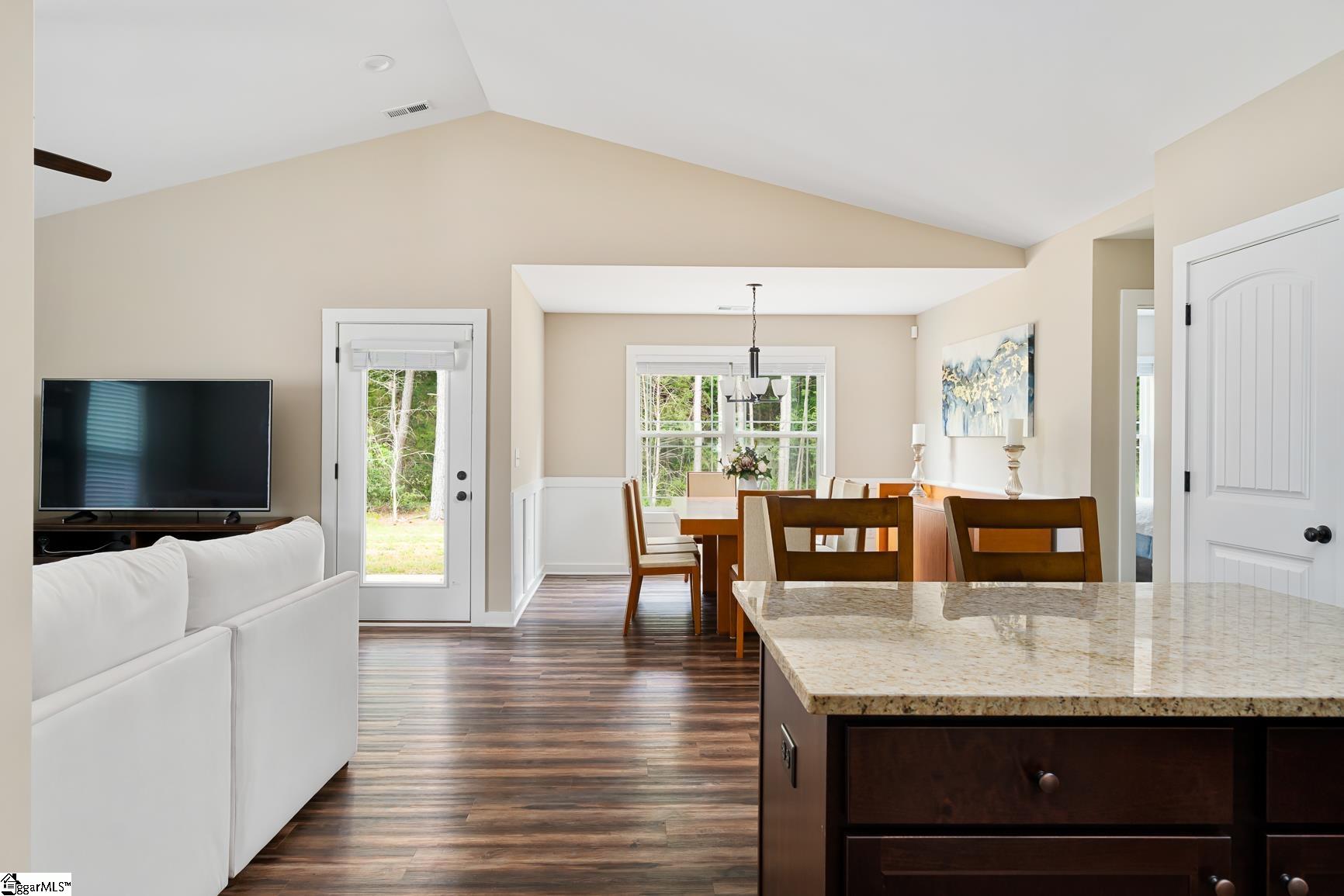 7437 Old Laurens Road Gray Court, SC 29645 - Photo 7 of 28 Gallery Image 7