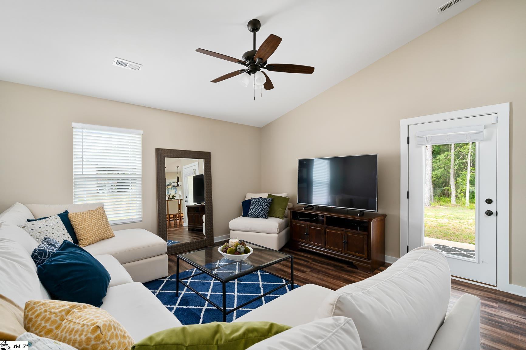 7437 Old Laurens Road Gray Court, SC 29645 - Photo 10 of 28 Gallery Image 10