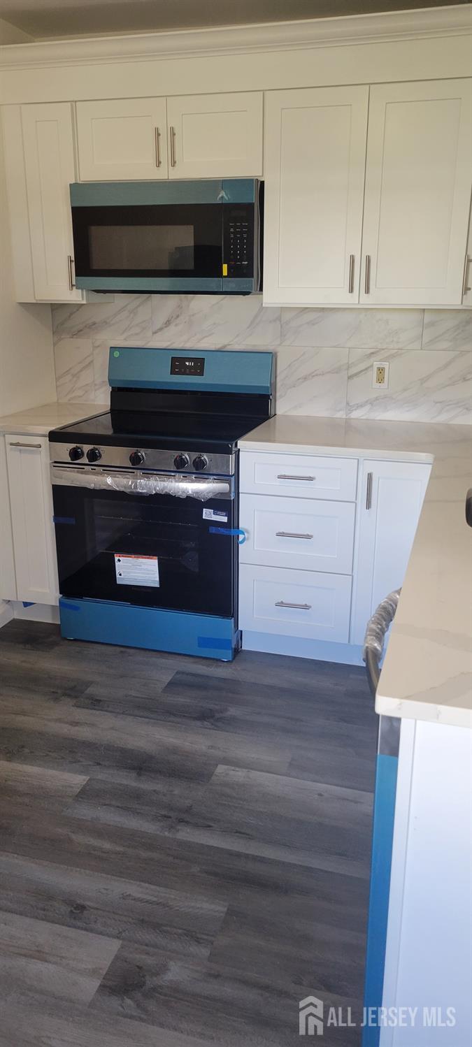 358 Raritan Street South Amboy, NJ 08879 - Photo 3 of 17