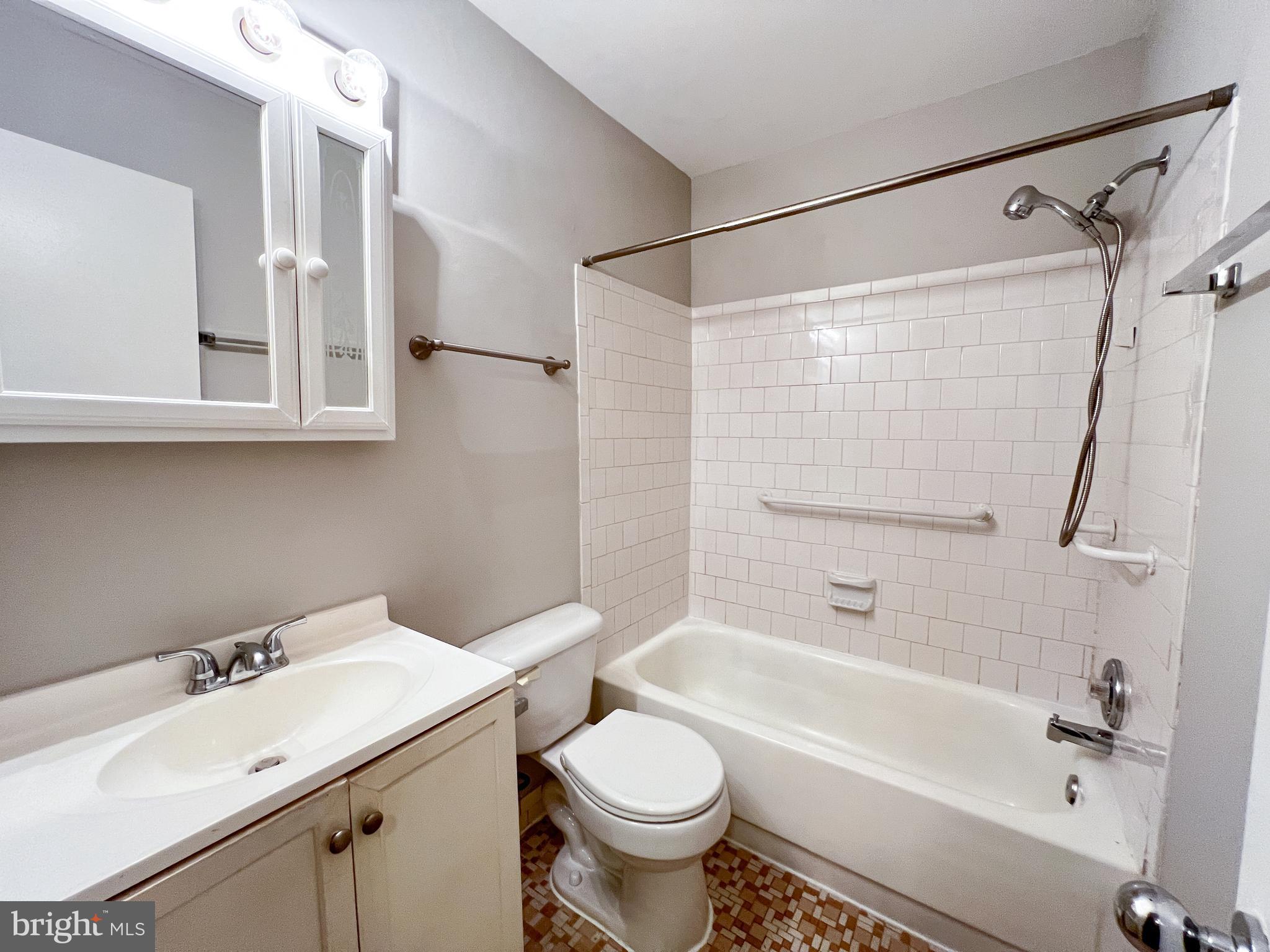 10863 Bucknell Drive Silver Spring, MD 20902 - Photo 19 of 29 Full Bath, Upper Hallway