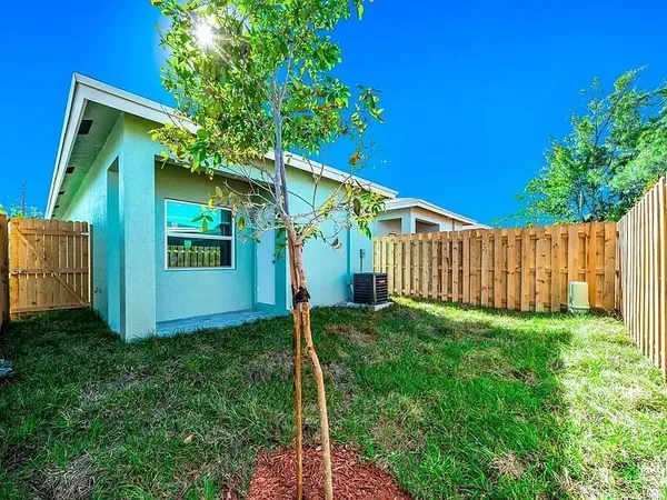 $2,995 | 2714 Nokomis Avenue, West Palm Beach, FL 33409