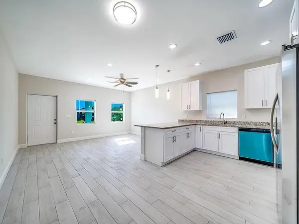 $2,995 | 2714 Nokomis Avenue, West Palm Beach, FL 33409