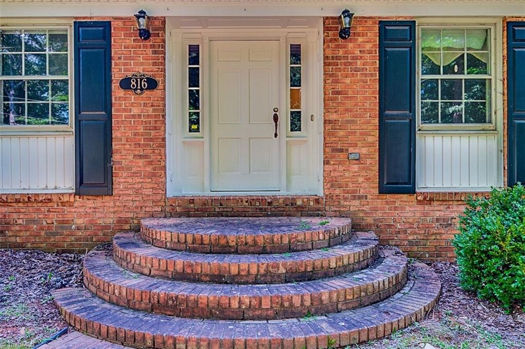 816 Shannon Road Asheboro, NC 27203 - Photo 2 of 30 Gallery Image 2